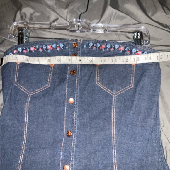 Dress - Picture 7 of 10